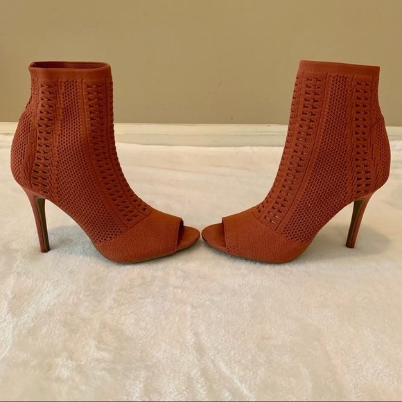 Rouge Helium open toe burnt orange knit booties 6 - Picture 3 of 6